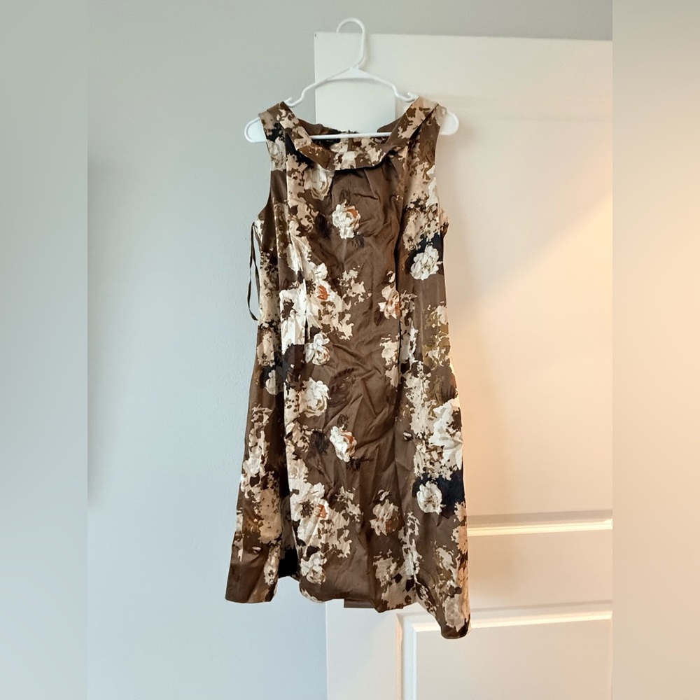 Talbots Brown Floral Satin Cocktail Dress Size 12 Sleeveless Cowl Neck❤️ - Picture 2 of 9